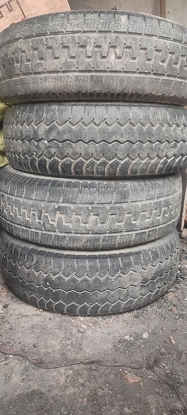 r15 100: Продаю 4 штуки для 2скат рекса спринтера комплект б/у Шин 215/65 R16C — 1