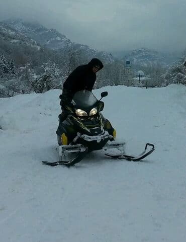 сколько стоит спортивные мотоциклы: Снегоход Yamaha RX Warrior передними лыжами и высокой ветровой — 1