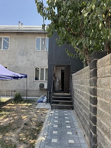 Үйлөр: Продается два дома на одном участке, первый дом полуподвальный а — 5
