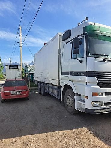 Жүк ташуучу унаа, Mercedes-Benz, Колдонулган — 3