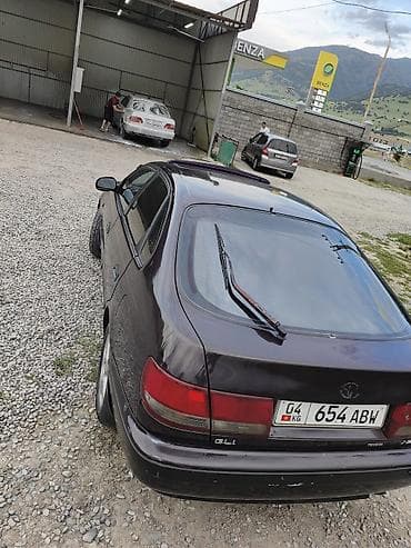 Toyota Carina E: 1994 г., 1.6 л, Механика, Бензин, Хэтчбэк — 4