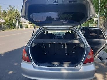 Транспорт: Honda Civic: 2001 г., Автомат, Хэтчбэк — 9
