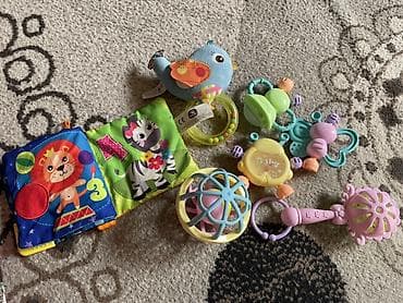 Набор развивающих игрушек для малышей: Цена за всё. Если нужно могу