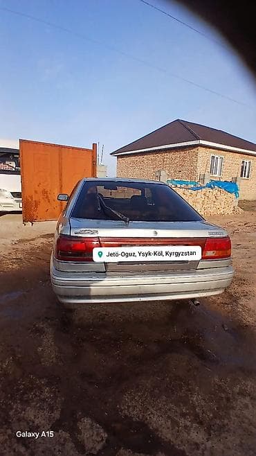 subaru продаю: Mazda 626: 1992 г., 2 л, Хэтчбэк — 1