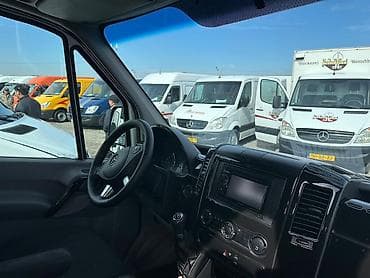 бус спринтер средний: Легкий грузовик, Mercedes-Benz, Дубль, 2 т, Б/у — 2