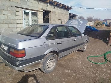 bid e2: Volkswagen Passat: 1989 г., 1.8 л, Механика, Бензин, Седан — 1