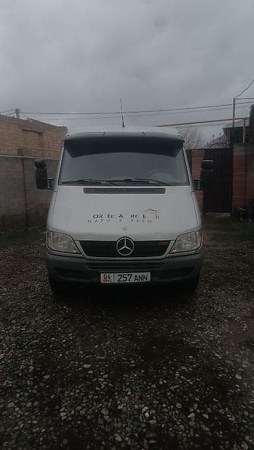 civic 2007: Легкий грузовик, Mercedes-Benz — 2