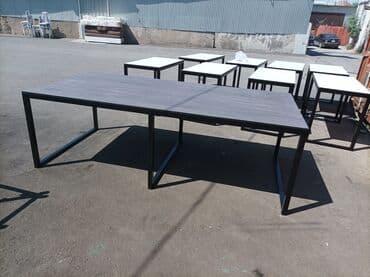 детскую кровать и письменный стол: Письменный стол — 4