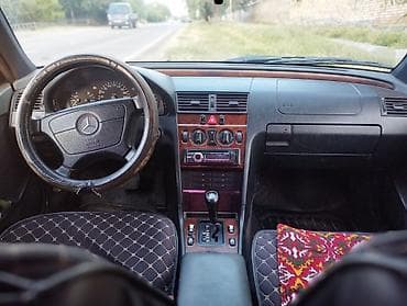 Продажа авто: Mercedes-Benz C-Class: 1995 г., 2.2 л, Автомат, Бензин, Седан — 5