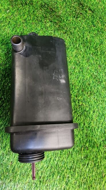 e39: Расширительный бачок Модель: 7-Series Год: 1994+ Кузов: E38 Номер 1 — 2