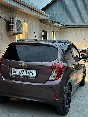 чон: Chevrolet Spark: 2018 г., 1 л, Вариатор, Бензин, Хетчбек — 6