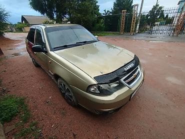 Унаа: Daewoo Nexia: 2012 г., 1.5 л, Кол менен иштөөчү, Бензин, Седан — 2