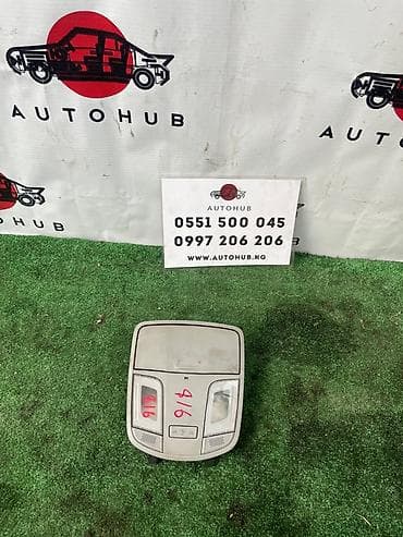 suzuki ignus: Салонное освещение Hyundai 2014 г., Б/у, Оригинал — 1