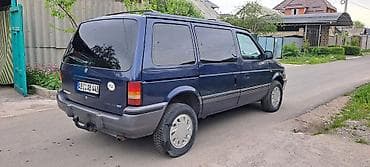 автомобиль крайслер: Chrysler Voyager: 1996 г., Ручные, Бензин, Минивэн — 10