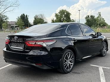 e2 byd: Toyota Camry: 2023 г., 2.5 л, Автомат, Гибрид, Седан — 6