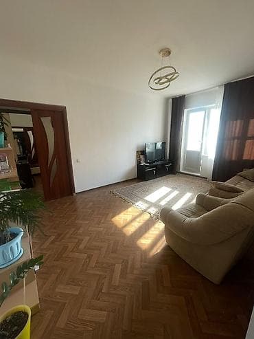 снуму кв: 4 комнаты, 81 м², 106 серия улучшенная, 5 этаж, Косметический ремонт — 1