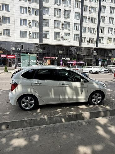 lancer evolution: Honda Edix: 2005 г., 2 л, Автомат, Бензин, Минивэн — 3