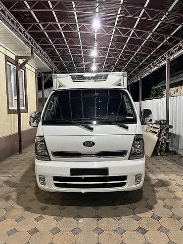 сиз 82 1: Жеңил жүк ташуучу унаа, Kia, Стандарт, 1ге чейин т, Колдонулган — 3