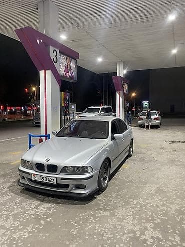 BMW 5 series: 2002 г., 4.4 л, Механика, Бензин, Седан