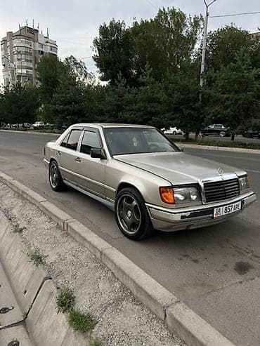 byd e7: Mercedes-Benz W124: 1988 г., Механика, Бензин, Седан — 3