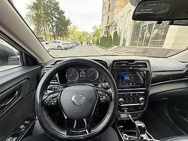 Ssangyong: Ssangyong Tivoli: 2019 г., 1.5 л, Автомат, Бензин, Кроссовер — 6