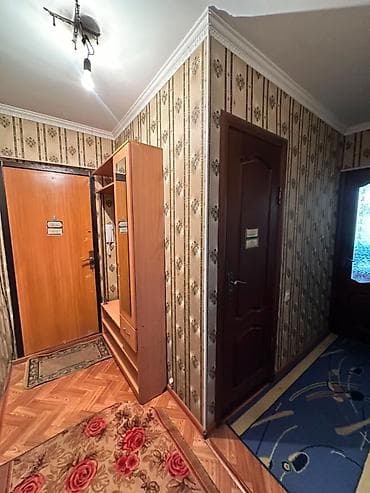 Недвижимость: 3 комнаты, 58 м², 104 серия, Кок-Жар мкр 104 серия, 3 этаж — 6
