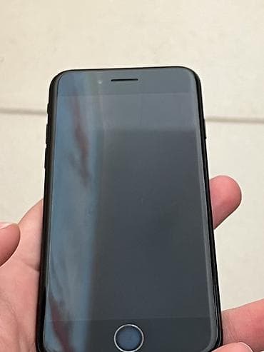 galaxy s20: IPhone SE 2020, Б/у, 64 ГБ, Черный, 97 % — 2