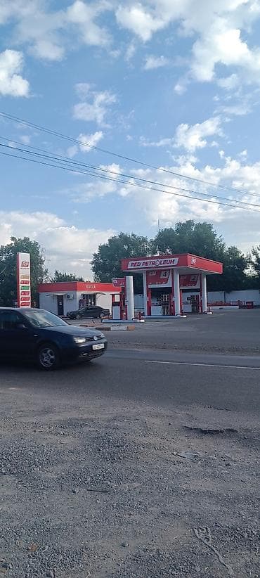 мебель бу бесплатно: Гос. номер автомобиля. висит на дверях павильона напротив заправки — 3