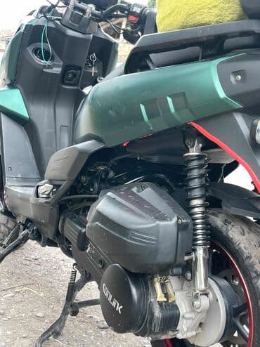 электроный скутеры: Скутер түрү 150 куб. см, Бензин, Колдонулган — 1