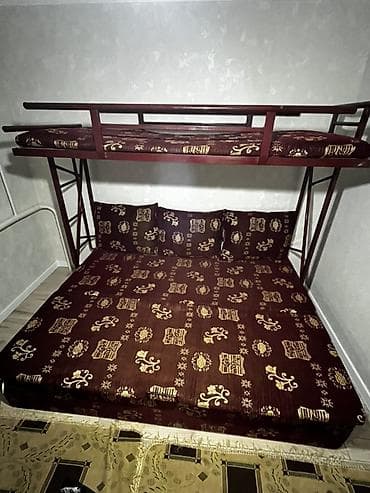 адна спалный: Двухъярусная кровать-чердак с нижним двуспальным спальным местом. - — 5