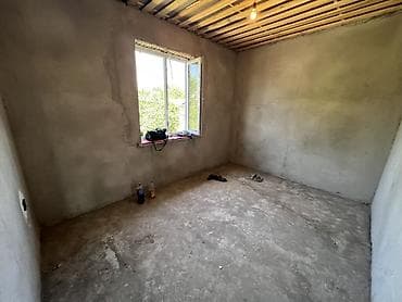 Үйлөрдү сатуу: Маевкадан 4 соток участок сатылат, уйу менен 5 комната + прихошка — 6