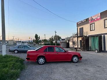 дверные карты мерседес 124: Mercedes-Benz W124: 1990 г., Седан — 1