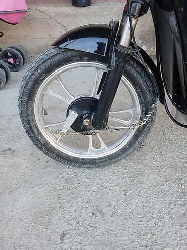 мопет макси: Электроскутер Bomi SK — компактный городской транспорт в черном цвете — 7