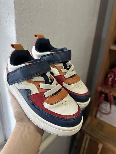 nike vintage: Детские кроссовки H&M - Размер: ориентировочно детский (уточняйте — 1