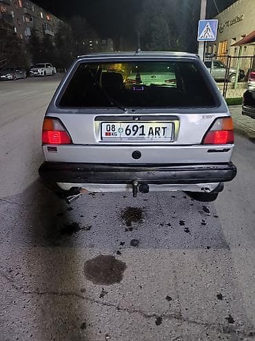 srv 2: Volkswagen Golf: 1988 г., 1.8 л, Ручные, Бензин, Седан — 3