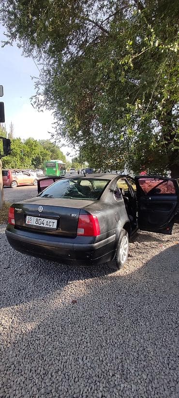 ящик для машины: Volkswagen Passat: 1998 г., Механика, Бензин, Седан — 1