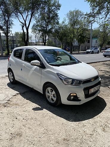 smart plus: Chevrolet Spark: 2017 г., 1 л, Автомат, Бензин, Хэтчбэк — 2