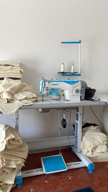 новый швейная машинка: Швейная машина Jack, Вышивальная, Автомат — 1