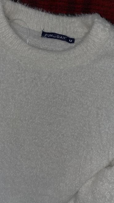 Блузки: Блузка б/у, размер на бирке xl. Рукава-фонарики — 2