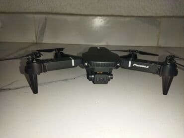 па 4: Дрон E88 NOVA — 2