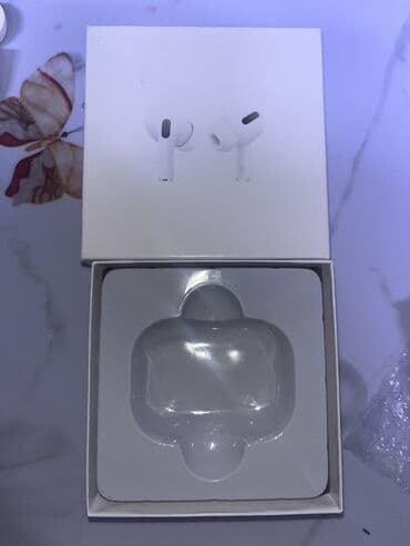 ноутбук core i3: Беспроводные наушники Apple AirPods Pro, представленные в компактном — 1
