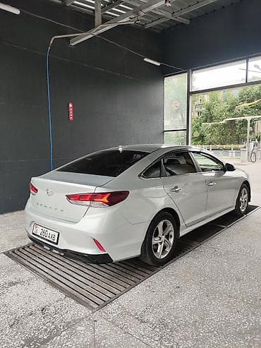 Продажа авто: Hyundai Sonata: 2019 г., 2 л, Автомат, Газ, Седан — 4