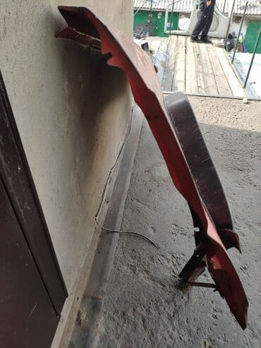 нисса патрол: Крыло Переднее правое Nissan, 1986 г., Б/у, Оригинал — 5