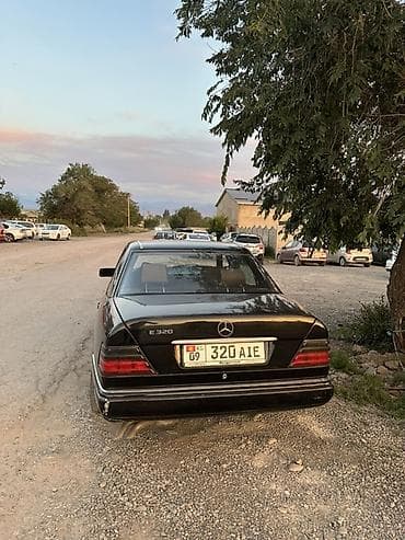 uni 260b: Mercedes-Benz W124: 1993 г., 3.2 л, Автомат, Бензин, Седан — 2