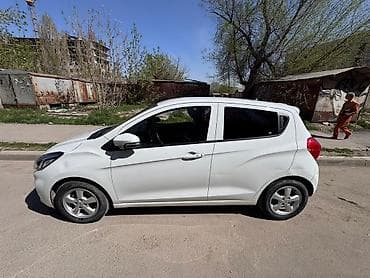 16 lt: Chevrolet Spark: 2019 г., Автомат, Хэтчбэк — 4