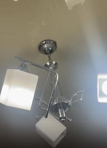 фито лампы: Потолочная люстра б/у в современном стиле и в очень хорошем состоянии — 1