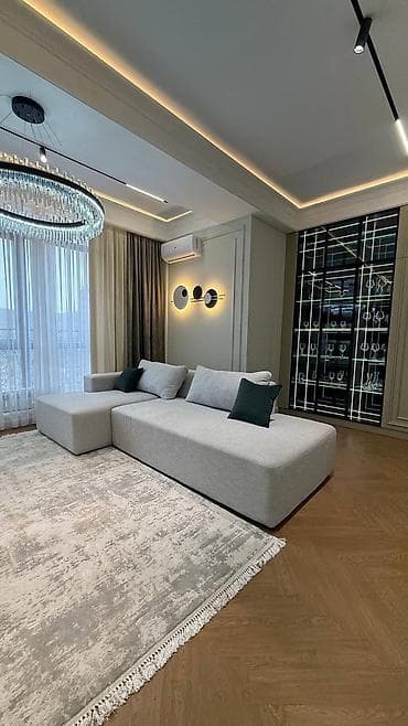 2 комнаты, 80 м², 10 мкр Элитка, 13 этаж, Дизайнерский ремонт
