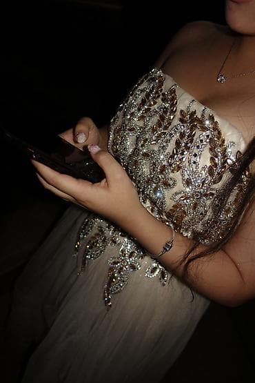 Жынсылар: Кече көйнөгү, Барпайган кооз, Узун модель, Жеңдери жок, Страздар, Таштар, S — 8