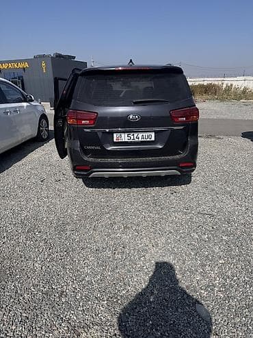 Продажа авто: Kia Carnival: 2019 г., 2.2 л, Автомат, Дизель, Минивэн — 1