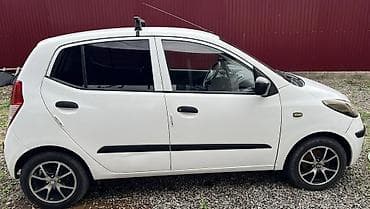 фиат уно: Hyundai i10: 2008 г., 1.1 л, Механика, Бензин, Хэтчбэк — 2